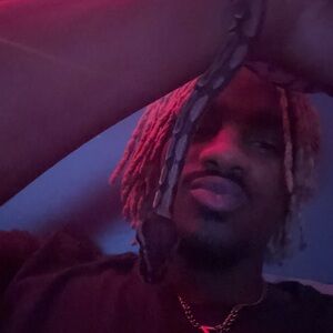 Meet your Posher, Zay